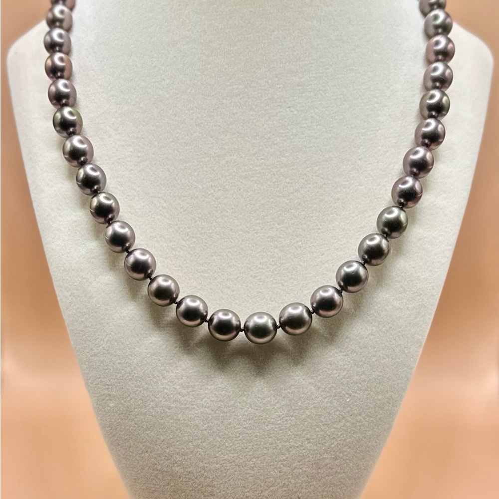 Authentic Tiffany & Co. Tahitian Pearl Necklace 18K Gold 18” 9.5-11mm w/ Box